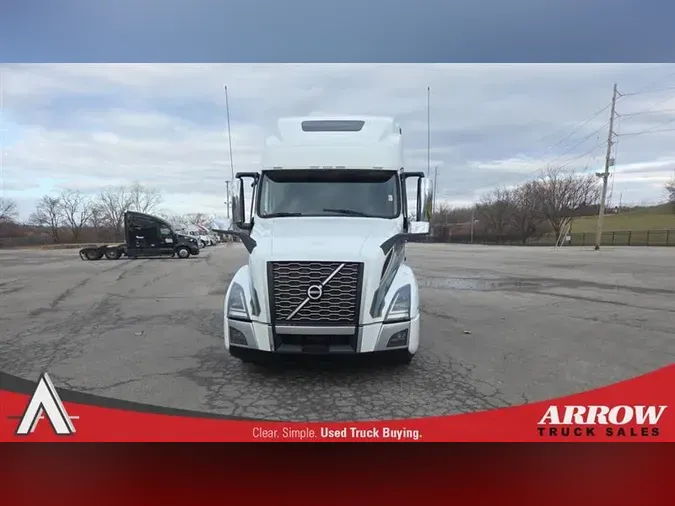 2022 VOLVO VNL64T860