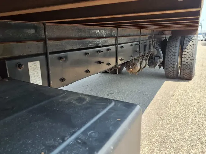 2020 FREIGHTLINER M2 106