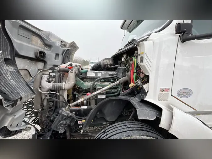 2020 Volvo VNL 760