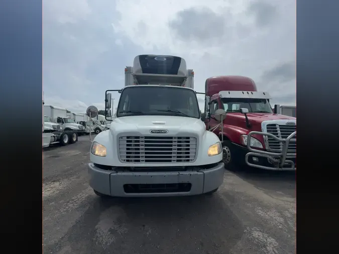 2017 FREIGHTLINER M2 106