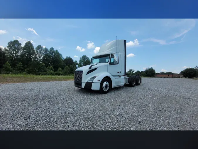 2019 Volvo VNL300