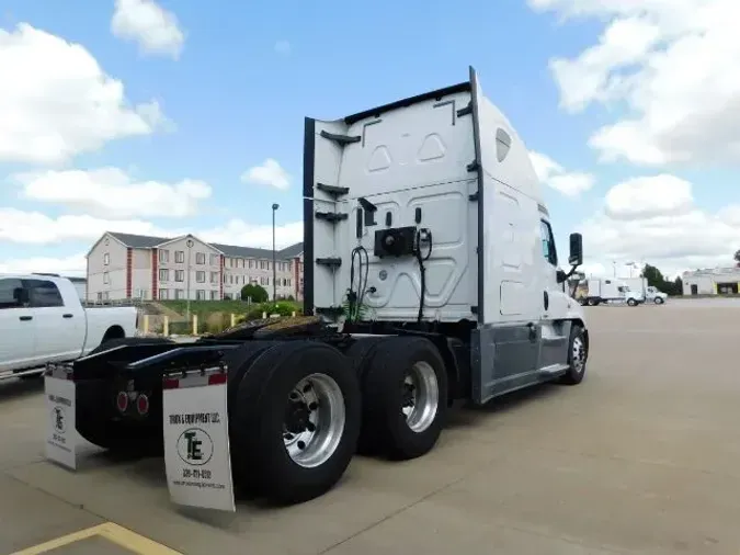 2019 Freightliner Cascadia 125