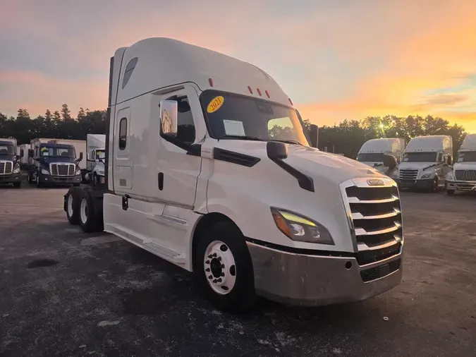 2021 FREIGHTLINER/MERCEDES NEW CASCADIA PX126646cddc5af7e2db0dfd4e8c96a394fa9e1
