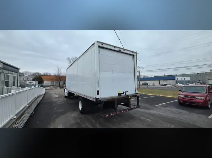 2019 FREIGHTLINER/MERCEDES M2 106