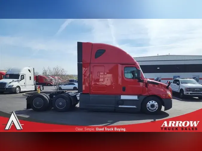 2023 FREIGHTLINER CA126