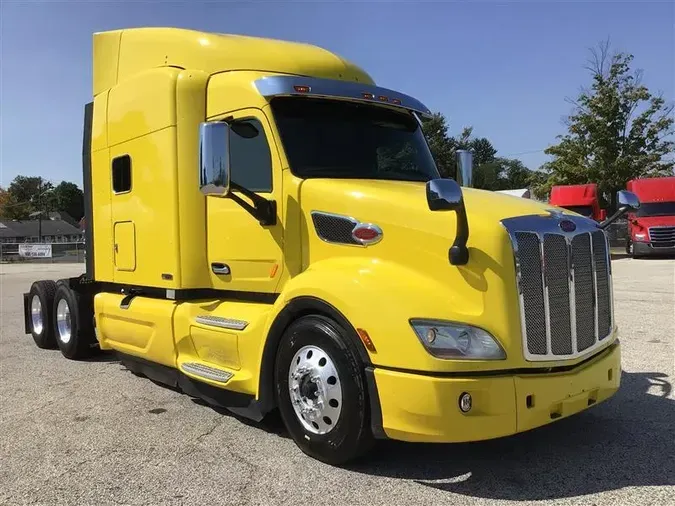 2017 PETERBILT 579