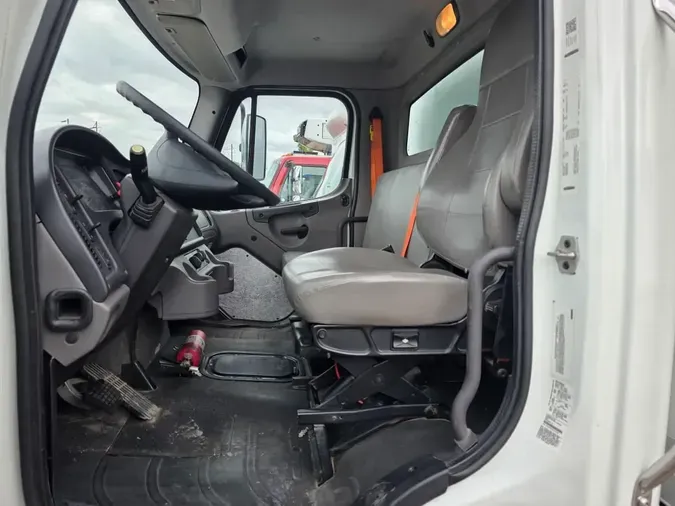 2020 FREIGHTLINER/MERCEDES M2 1066ce52c1bf9f67508873fb4de160e0811