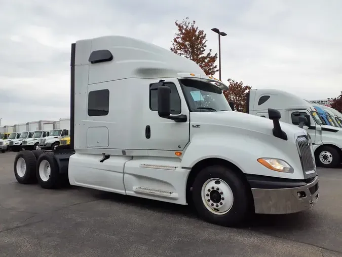 2019 NAVISTAR INTERNATIONAL LT625 SLPR CAB