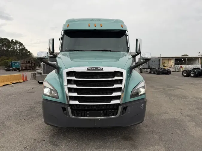 2020 FREIGHTLINER Cascadia 1266ce6d124e6ab1cd2b16c924612590914