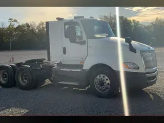 2021 INT LT625 6x4