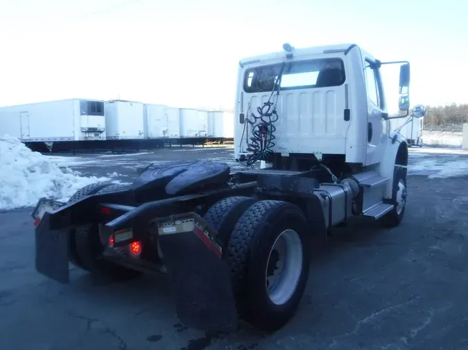 2017 FREIGHTLINER/MERCEDES M2 106