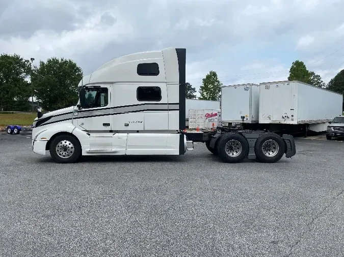 2019 Volvo VNL64860