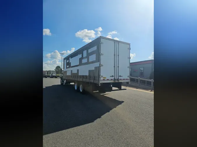 2019 FREIGHTLINER/MERCEDES M2 106