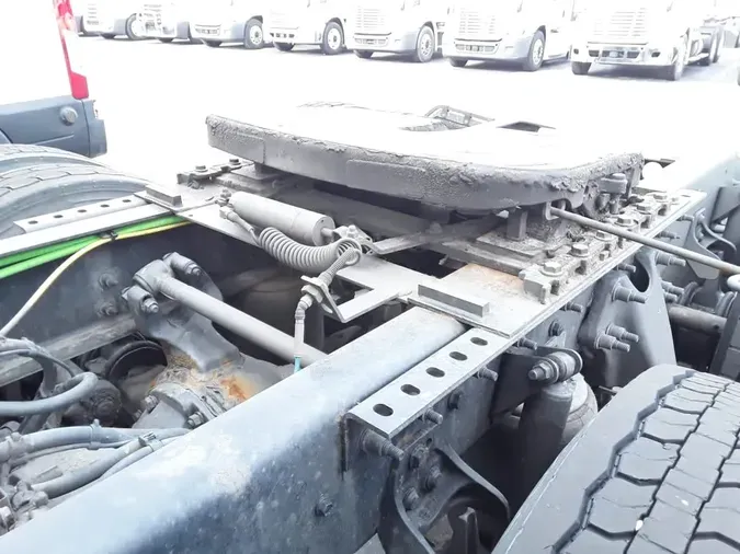 2022 NAVISTAR INTERNATIONAL LT625 DAYCAB T/A