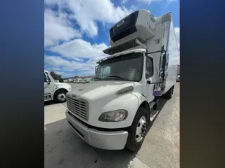 2016 FREIGHTLINER/MERCEDES M2 106