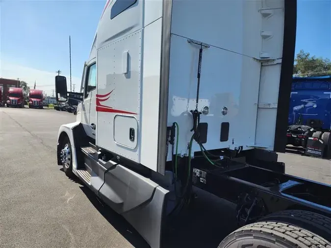 2023 KENWORTH T680