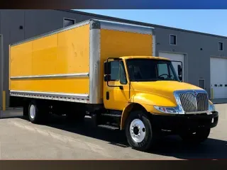 2019 International 4300 SBA 4X2