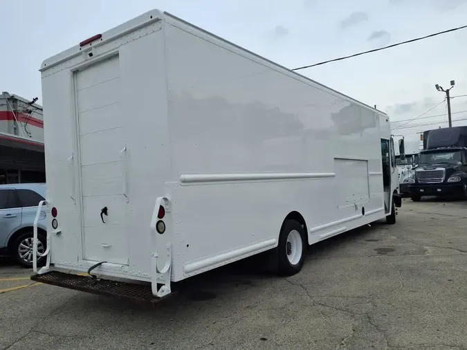 2016 FRTLR CUSTOM CHASSIS CORP MT55