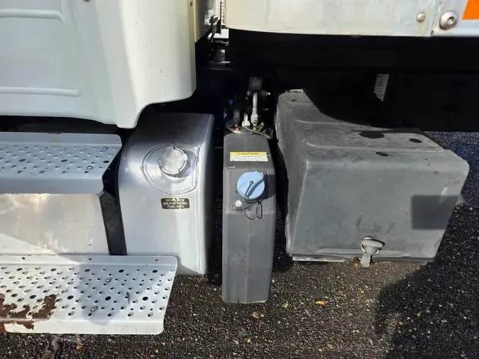 2019 FREIGHTLINER/MERCEDES M2 106