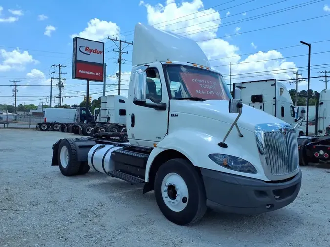 2020 NAVISTAR INTERNATIONAL RH613 DAYCAB S/A