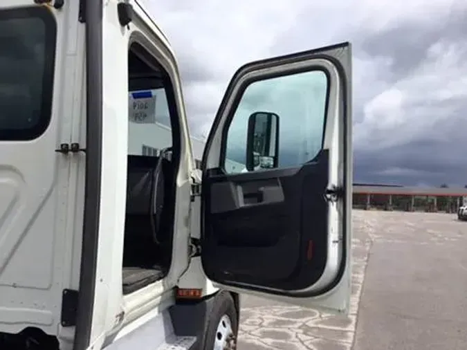 2019 Freightliner Cascadia