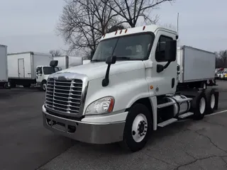 2018 FREIGHTLINER/MERCEDES CASCADIA 125