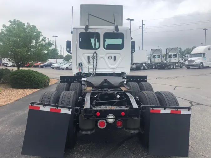 2022 Freightliner PE116DC