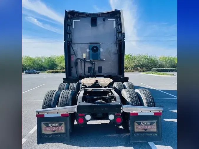 2022 Peterbilt 5796d0ad2a81562be8bcc7b38f5b17a7cbf