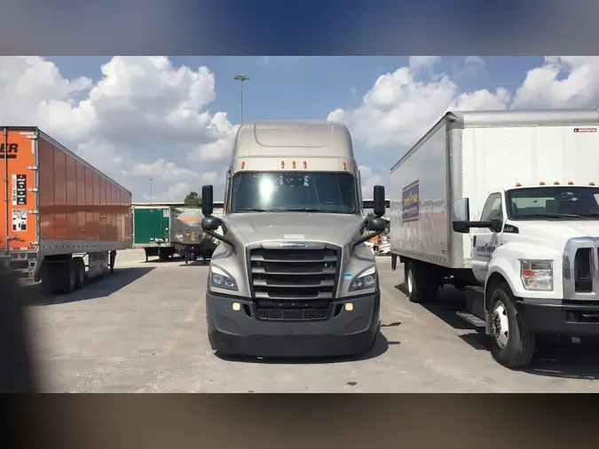 2023 Freightliner Cascadia