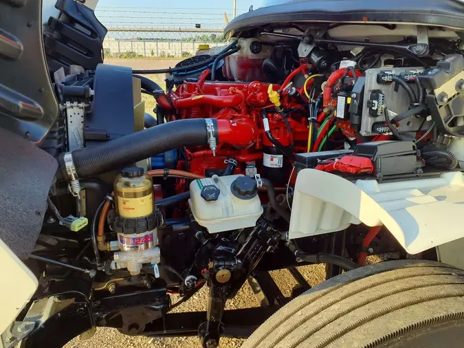 2020 FREIGHTLINER M2 106