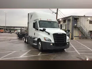 2021 Freightliner Cascadia
