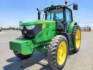 2017 John Deere 6155M