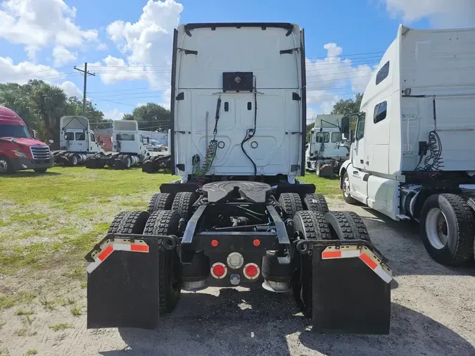 2019 FREIGHTLINER CASCADIA 125