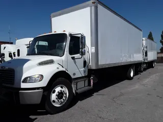 2015 FREIGHTLINER/MERCEDES M2 106