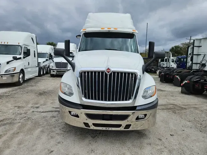 2020 NAVISTAR INTERNATIONAL LT625 SLPR CAB