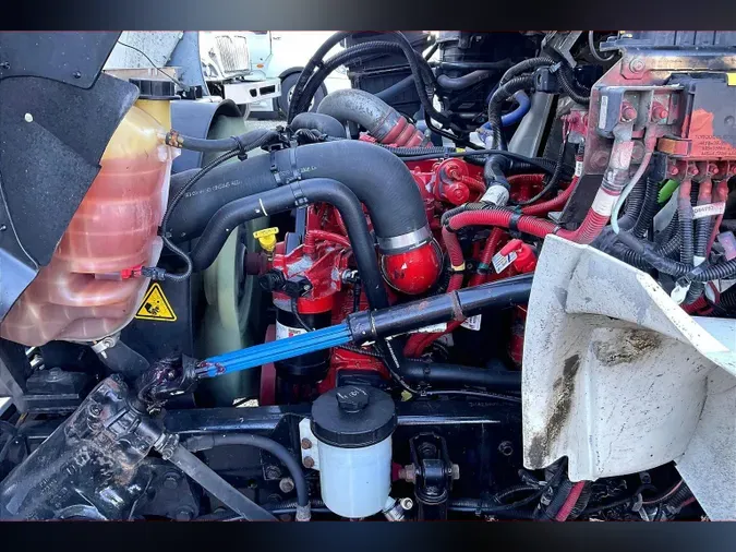 2021 INT MV6076d1c363211a1ecce598297a26148b3a3