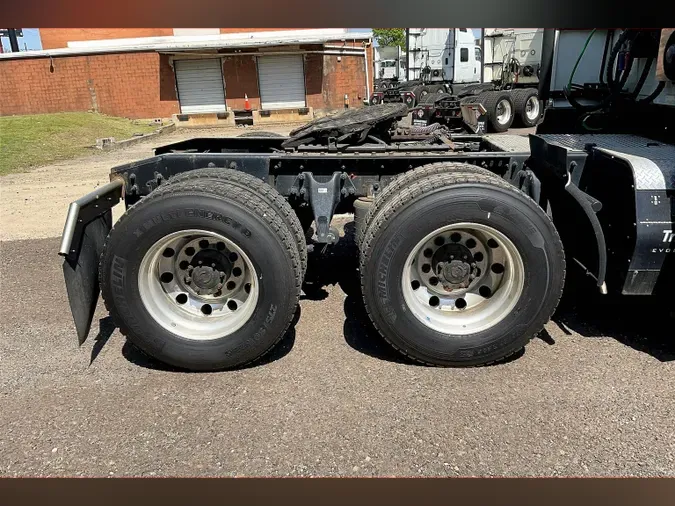 2021 INT LT625 6x4