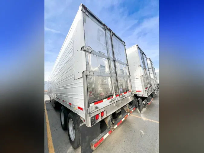 2017 UTILITY VS2RA6d1cc2f3211769b0872e6d81fffc808c