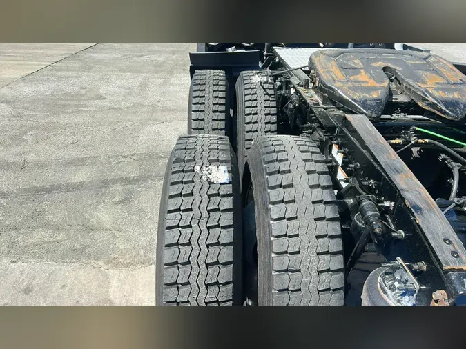 2021 Freightliner Cascadia 1266d1e07a95b71317f60a848bdcbb1ec43