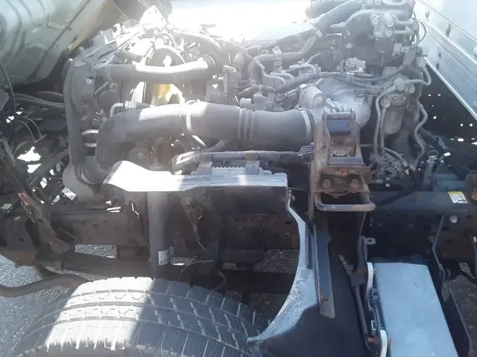 2018 ISUZU NPR HD