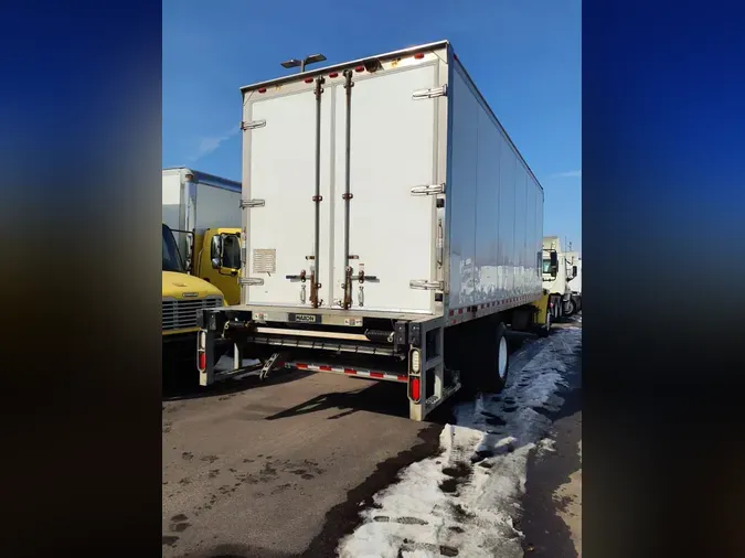 2016 FREIGHTLINER/MERCEDES M2 106