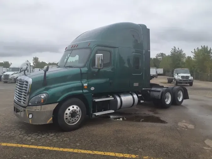 2019 FREIGHTLINER/MERCEDES CASCADIA 1256d25bd90447e6369f74a00ff1f65159b