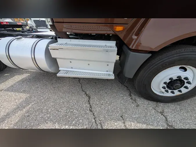 2019 International LT625