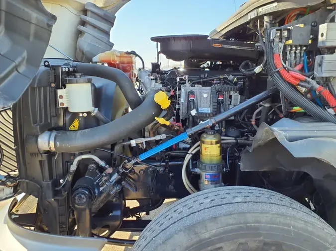 2019 NAVISTAR INTERNATIONAL LT625 DAYCAB T/A