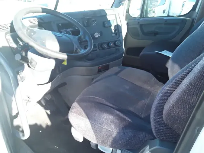 2019 FREIGHTLINER/MERCEDES CASCADIA 1256d2c6d3d6d0bad6a4d559476bc1ab747