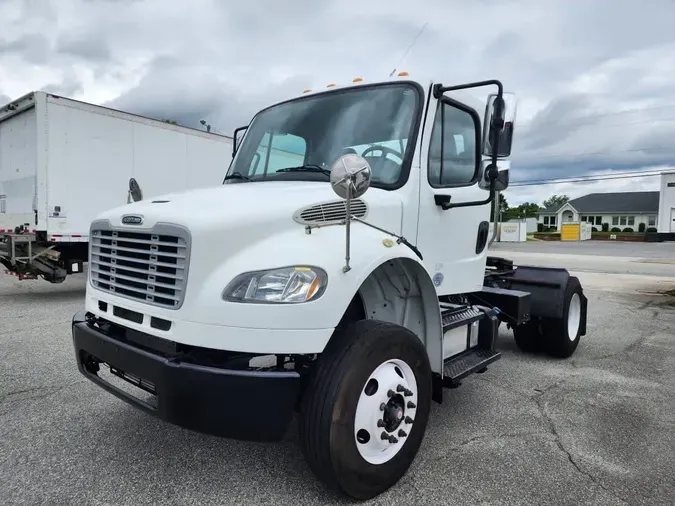 2016 FREIGHTLINER M2 1066d2ce26bcdb996f377c30afe06fd49d6