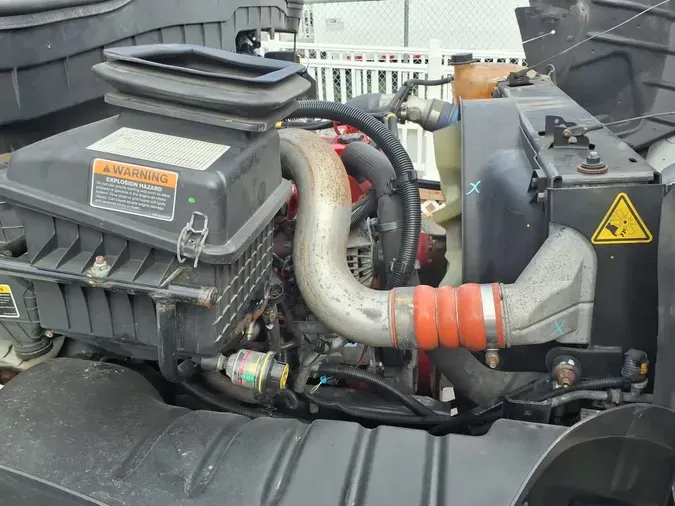 2020 NAVISTAR INTERNATIONAL MV607 (4X2)