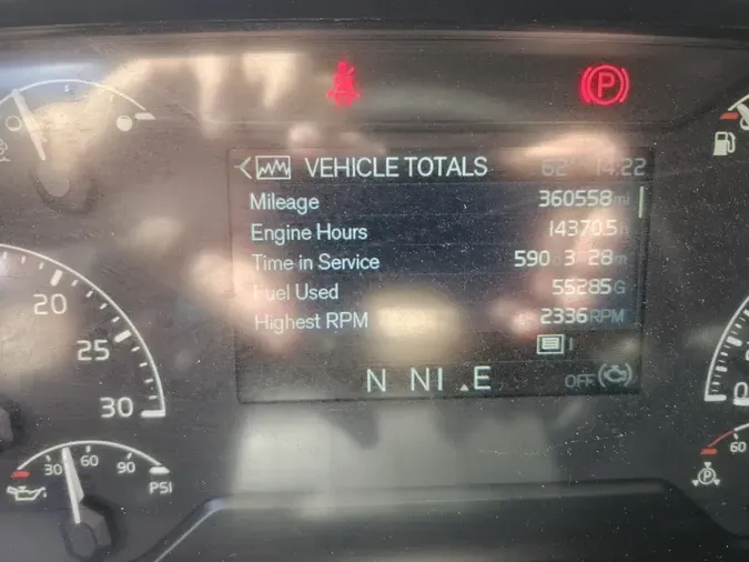 2024 VOLVO VNL64T760