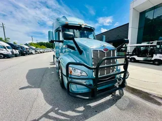 2022 Peterbilt 579