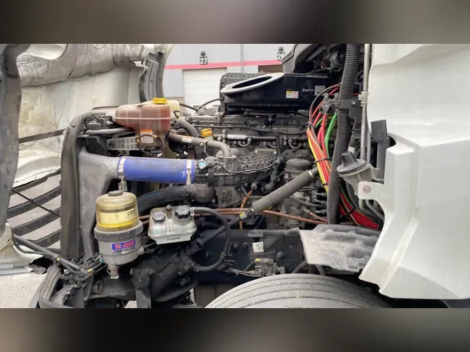 2022 Freightliner Cascadia 126